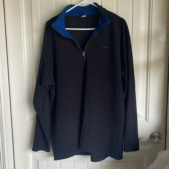 Patagonia Capilene Men’s Black Fleece 1/4 Zip Sweater - Picture 1 of 5